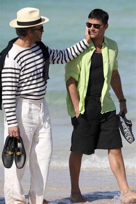 ricky martin serie gianni versace scena camera|Ricky Martin on Playing Gianni Versace’s Lover in “American.